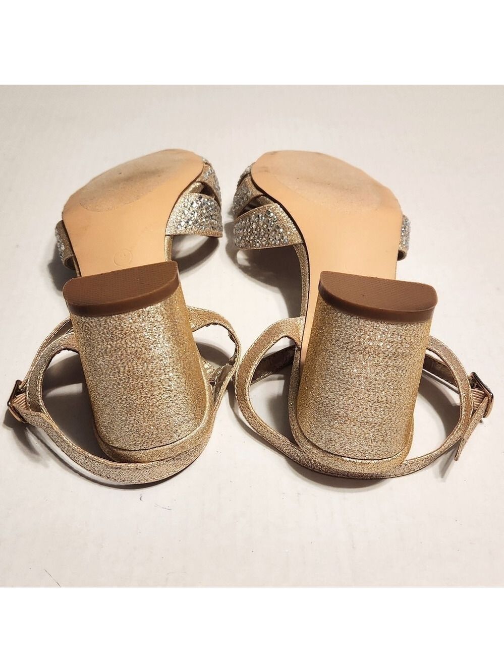 De Blossom Collection Gold Glitter Rhinestone Heel Sandal Size 9 - Picture 7 of 10